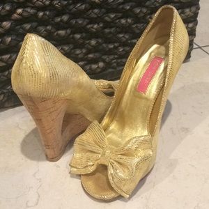 Betsey Johnson Gold Bow Cork Heels